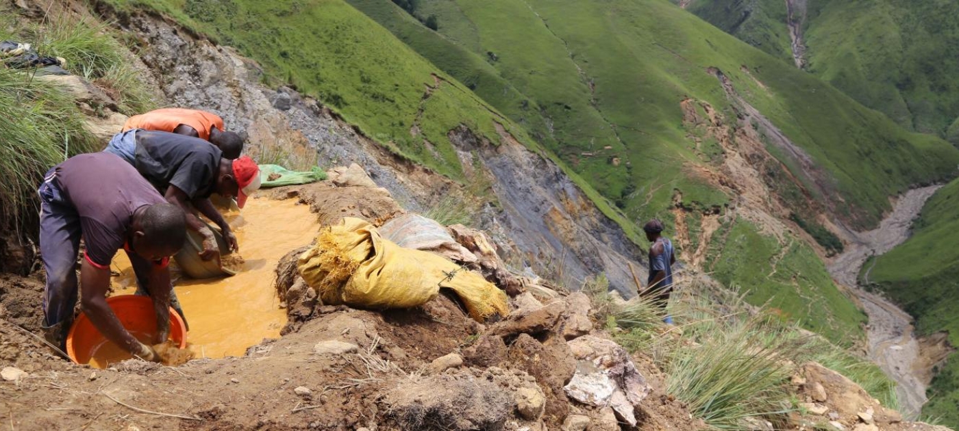 A new shine to gold: Reducing health hazards of artisanal and small-scale gold mining