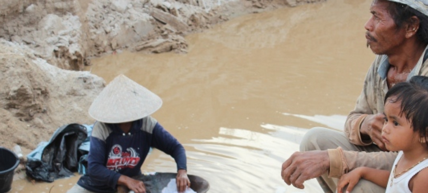 Reducing Mercury Impacts in Small-Scale Gold Mining