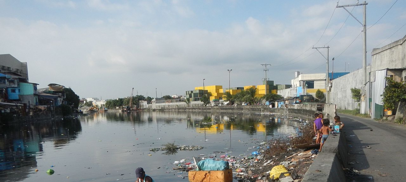 Battling pollution in the Philippines’ largest lake