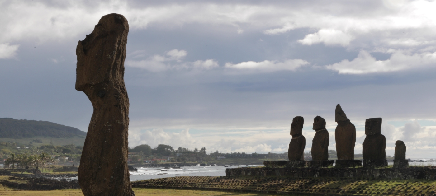 Ciencia y tradiciones milenarias se unen en la remota Rapa Nui para enfrentar los desafíos ambientales
