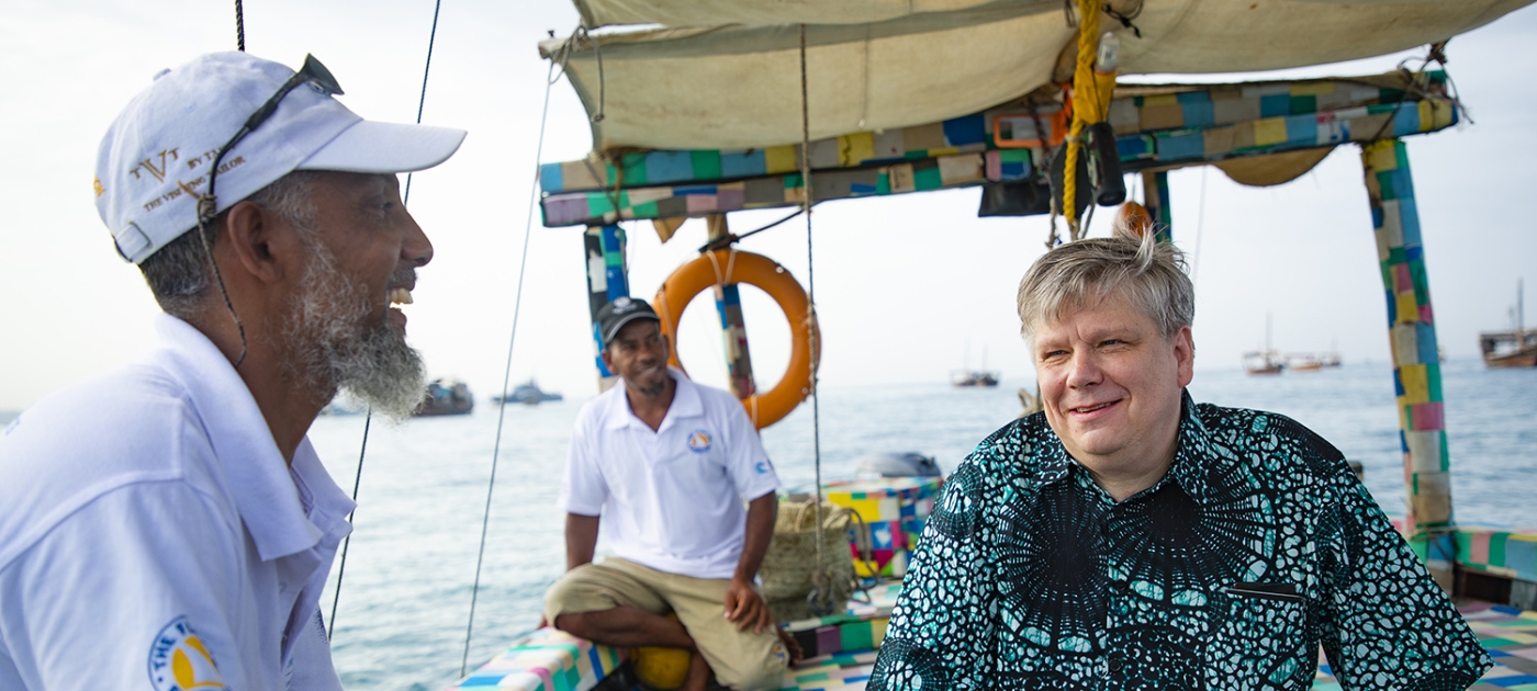 The Flipflopi docks in Zanzibar: A final stop for marine litter Photo by UN Environment