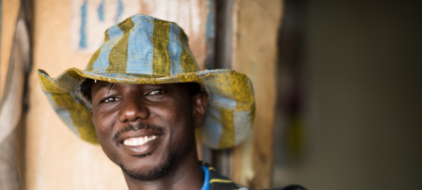 Weaving a brighter future for plastic in Burkina Faso