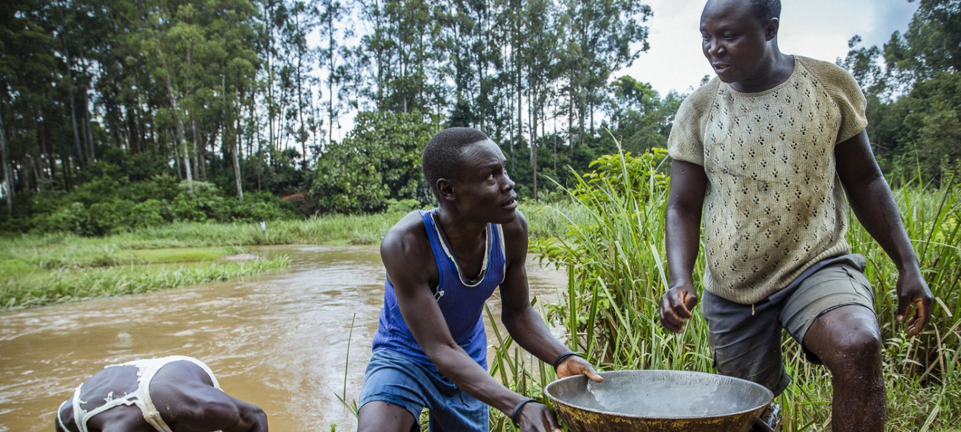 Journey of Gold: Mining and mercury Photo by UNEP