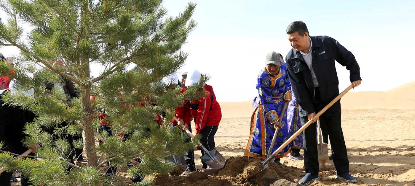 Wang Wenbiao: Son of the desert with a mission to green the planet