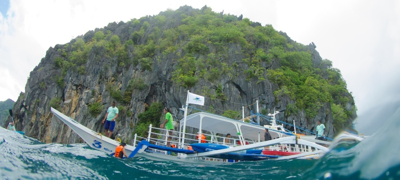 UN Environment Programme and Partners Launch Sustainable Diving Guide to Protect Marine Assets