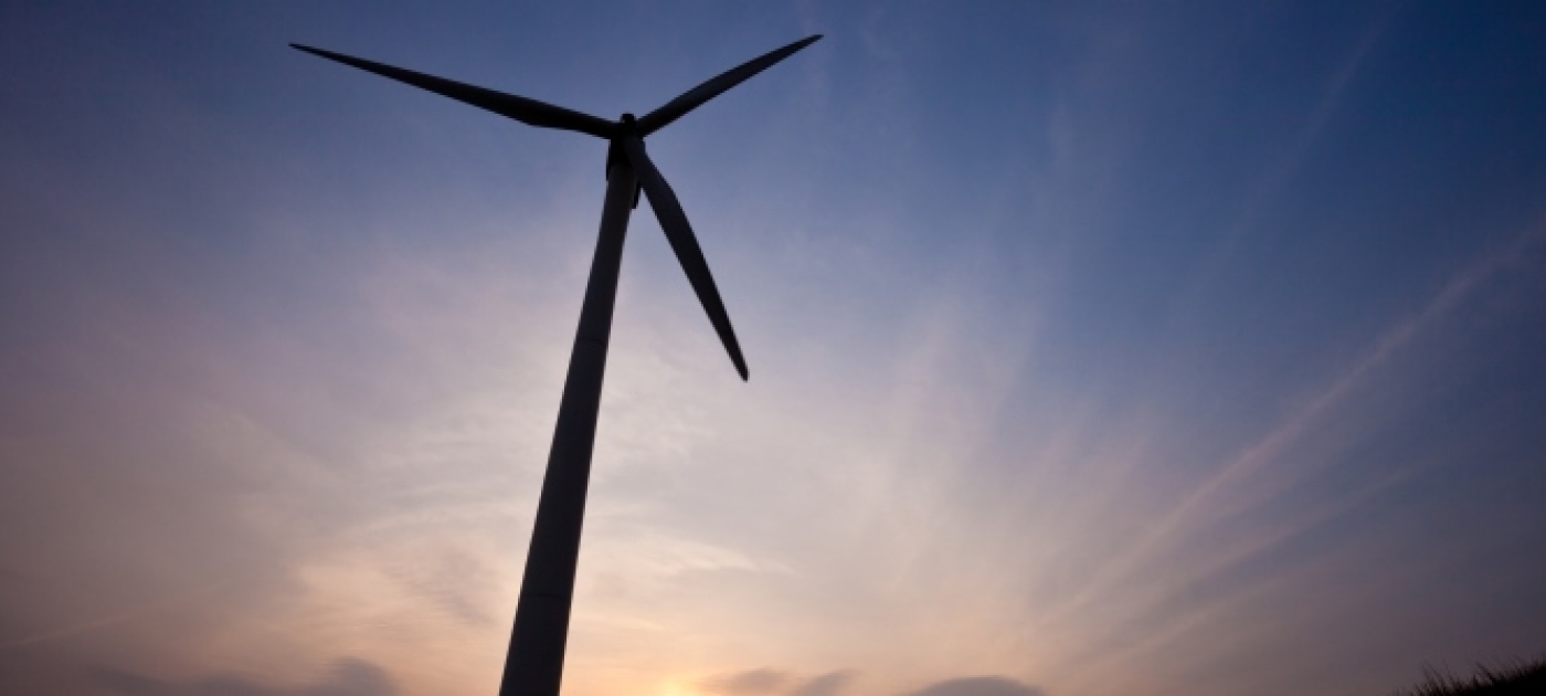 Renewable Energy Market Share Climbs Despite 2013 Dip in Investments