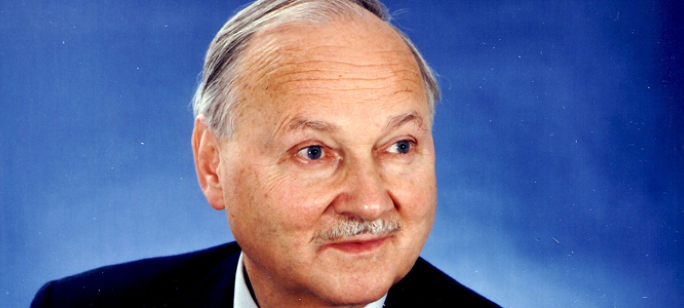 Maurice F. Strong, UNEP's First Executive Director, Celebrates his 85th Birthday