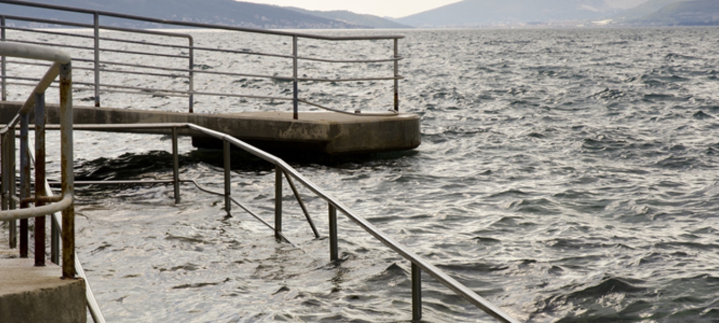 Reducing Air Pollution, Chemical Coolants Can Quickly Cut Sea-Level Rise