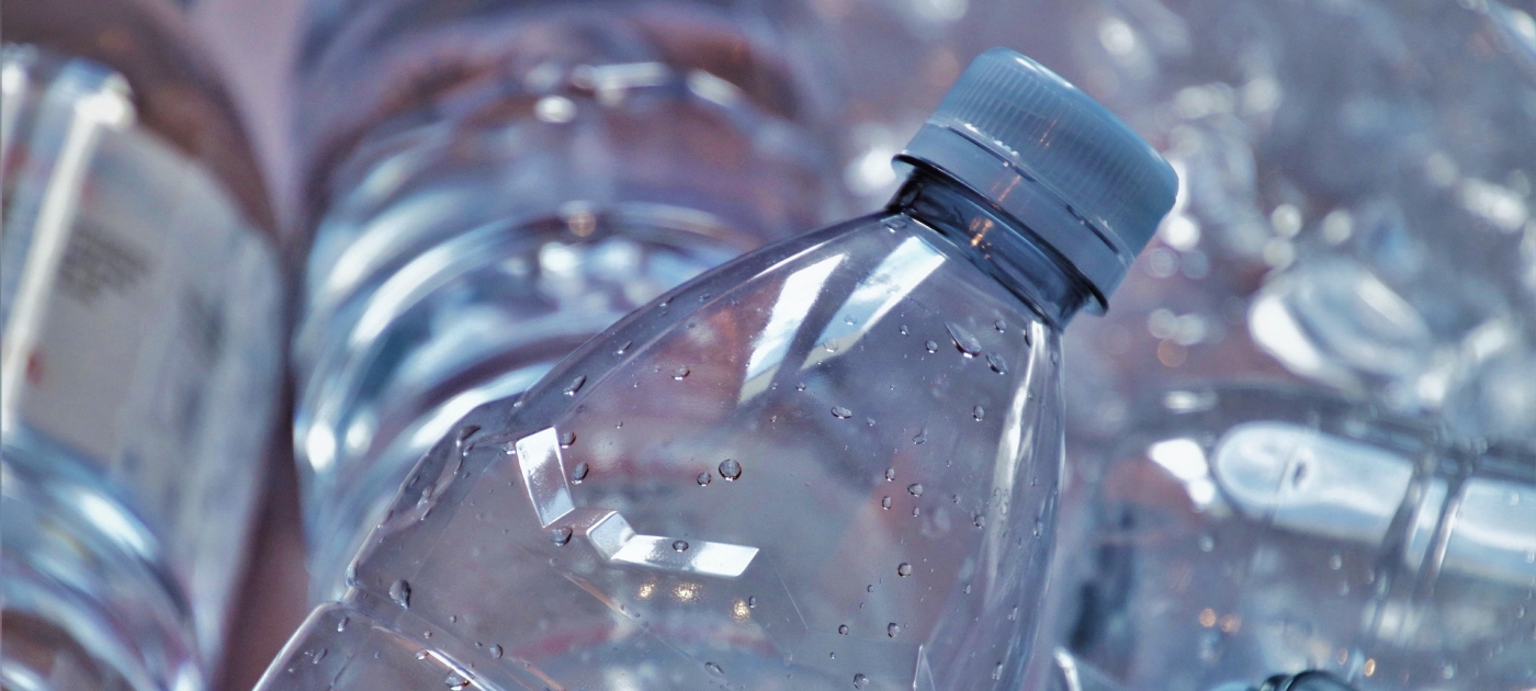 Japan, UNEP deepen cooperation on plastic pollution and post-conflict recovery Pixabay