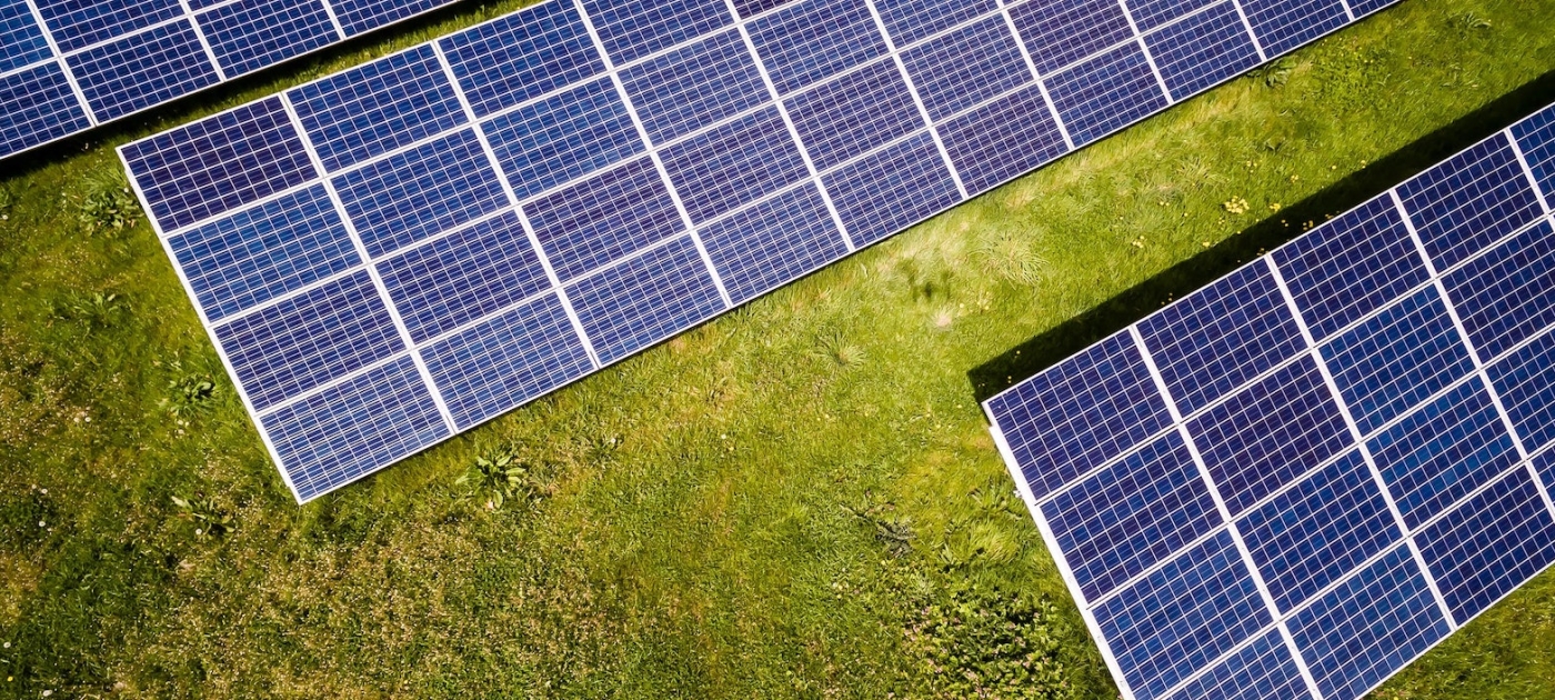 Green economy & COVID-19 recovery Andreas Gücklhorn/Unsplash