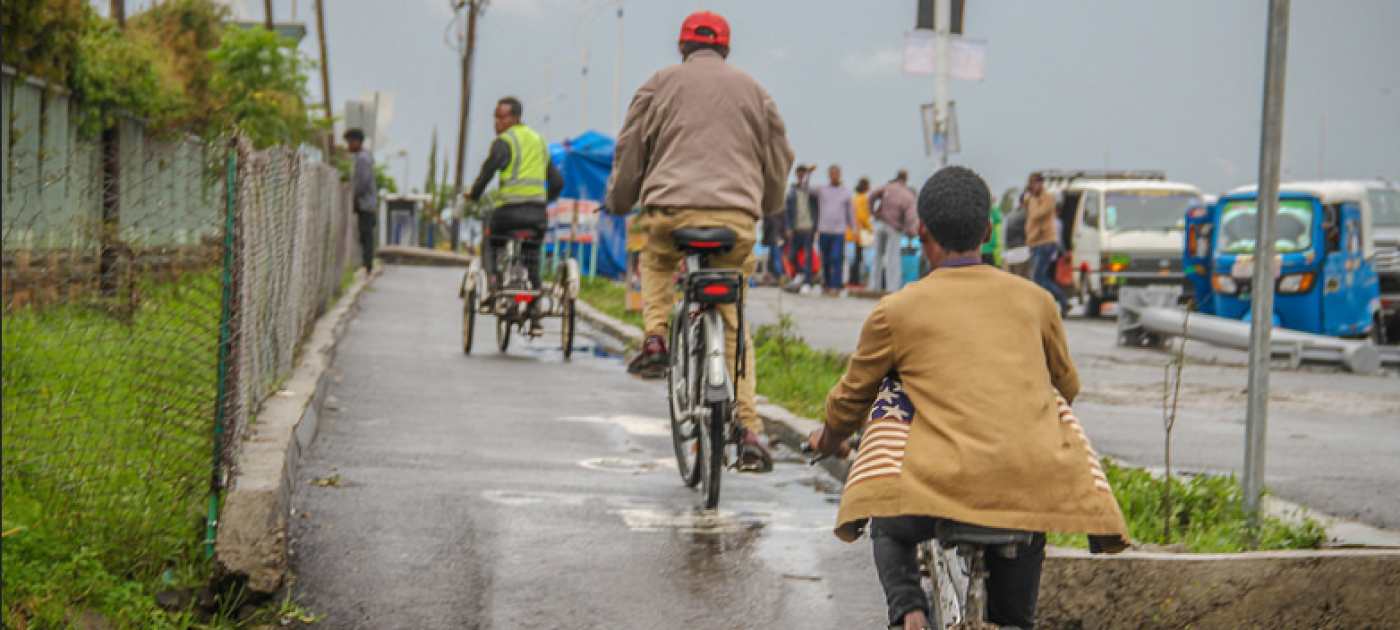 Amid pandemic, Ethiopia launches national policy to encourage walking and cycling Фото ЮНЕП