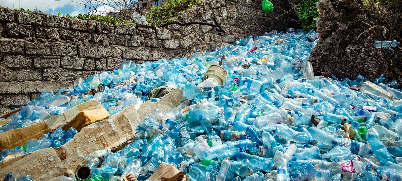 Cómo reducir el impacto de los plásticos de un solo uso Photo: UNEP