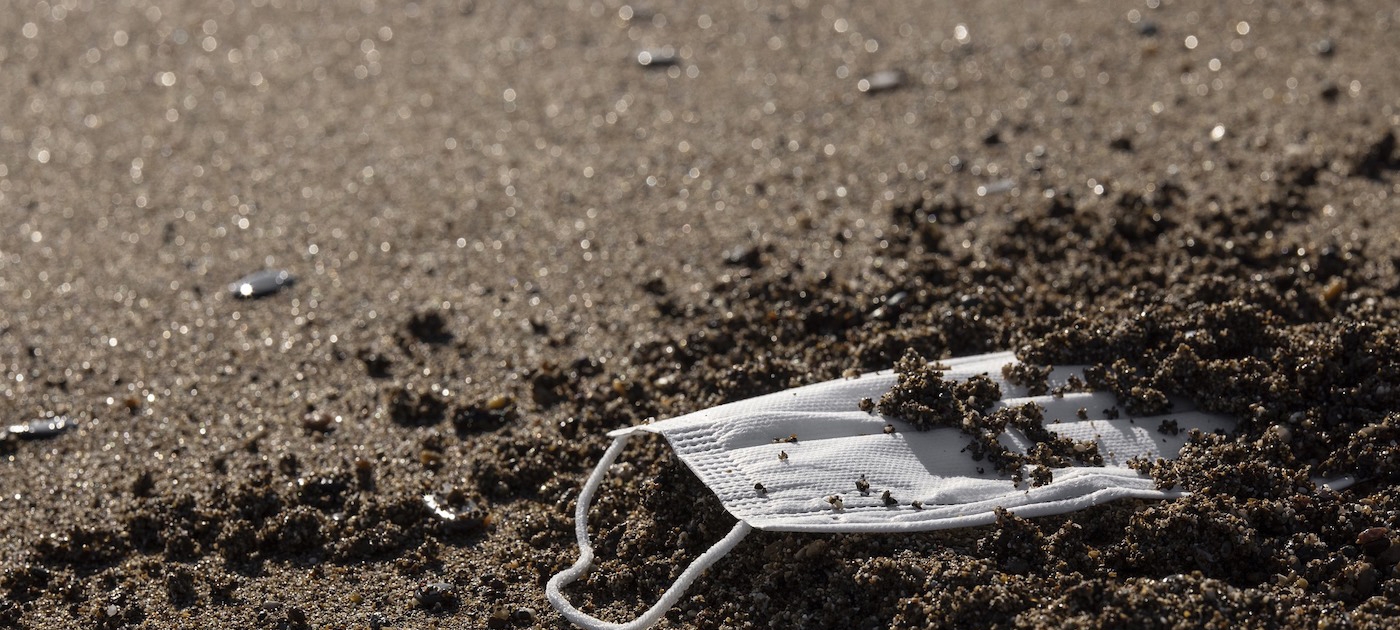 Reframing tourism to address plastic pollution Photo by Pixabay/ Engin Akyurt
