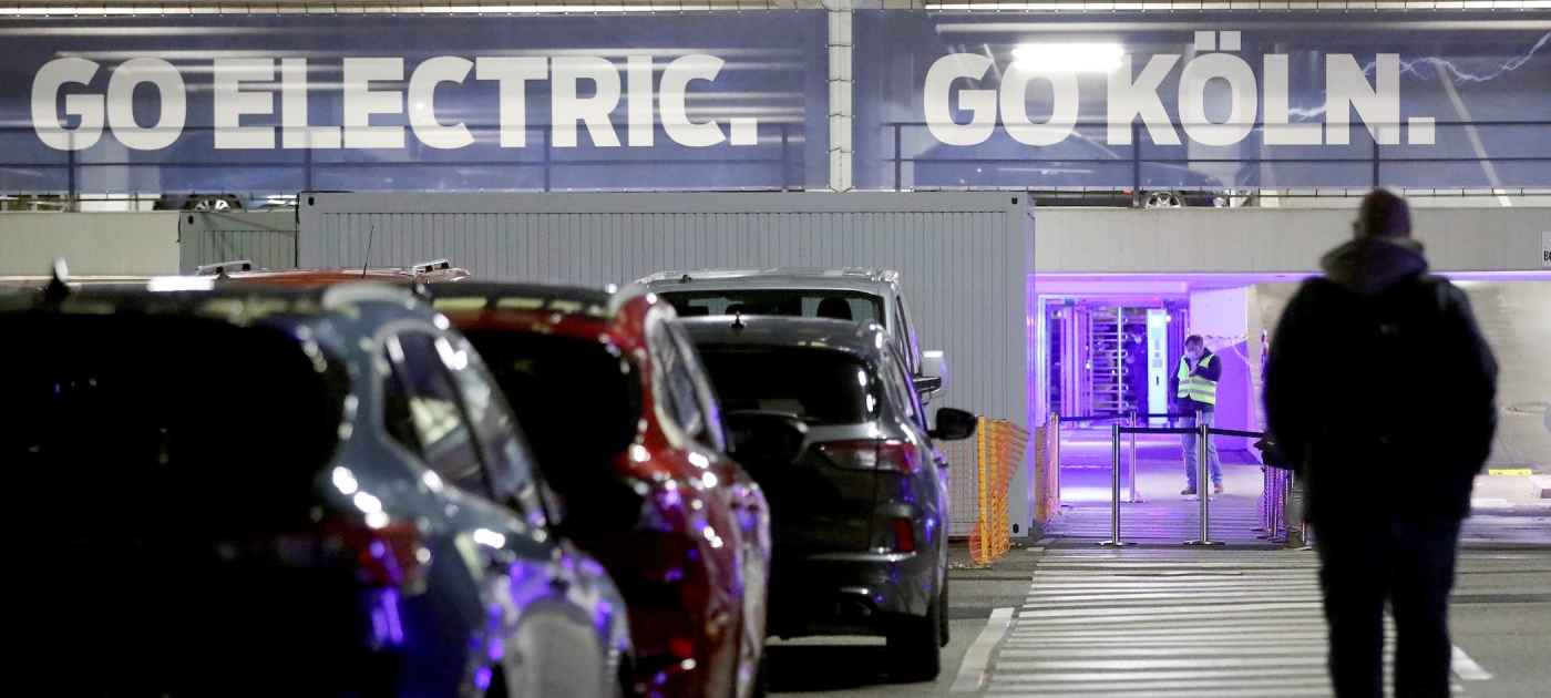 Europe: electric car sales surpass diesel Reuters / Oliver Berg