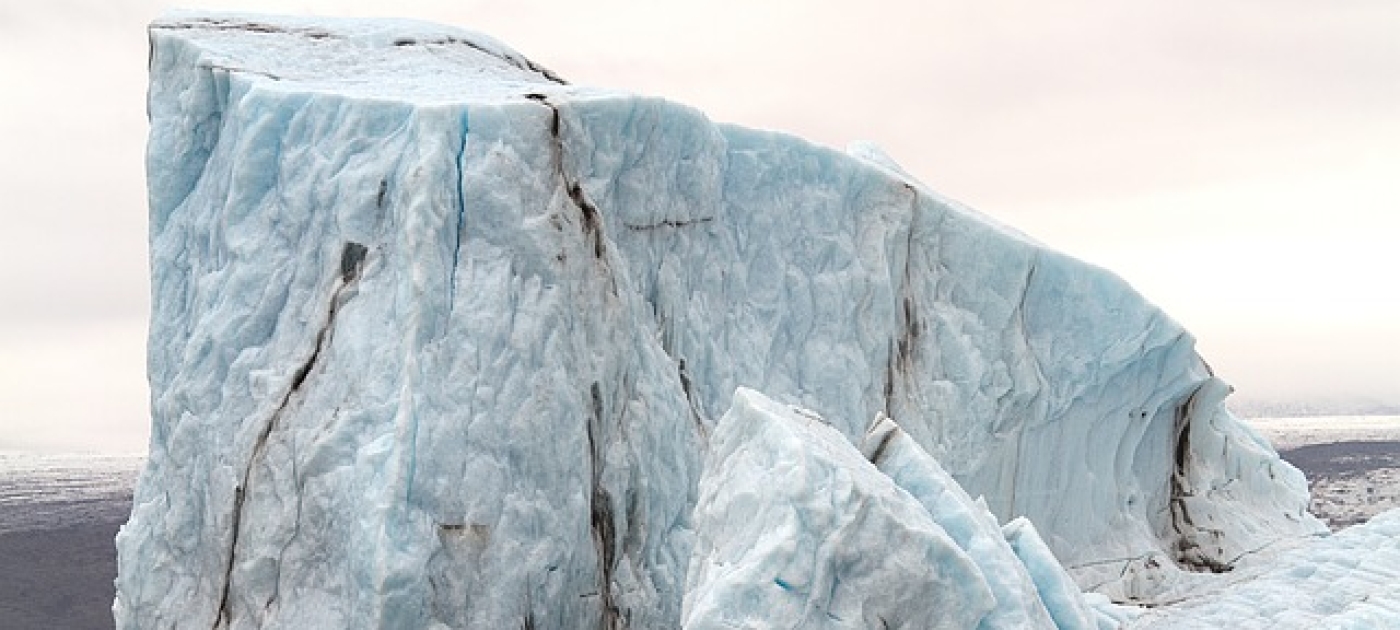 “The Last Glaciers” film issues a global wake-up call for climate action on World Water Day Iceland drifting iceberg (credit: Klaus Stebani)