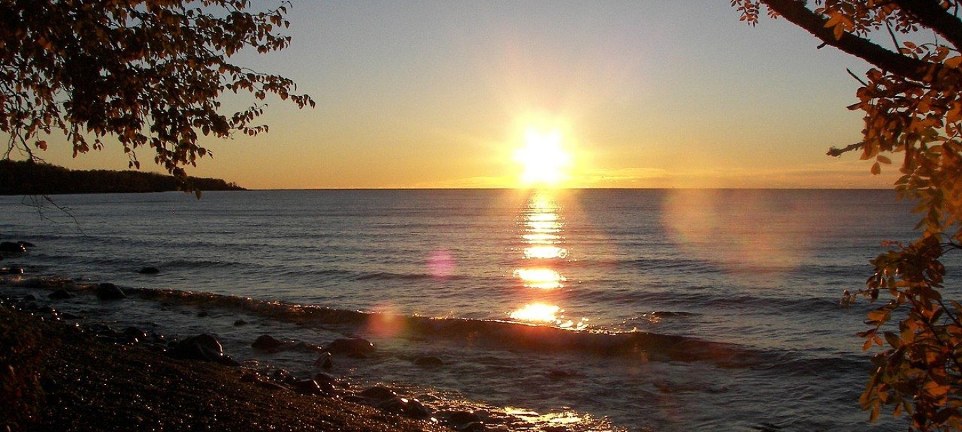 The interlinked threats facing lakes and why we need to protect them Photo by Wikimedia Commons/ Karlee Ladyk