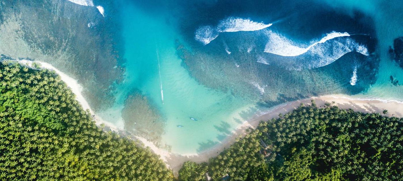Bajo asedio, el océano es vital para el futuro de la humanidad: experta del PNUMA Photo: Unsplash/James Donaldson