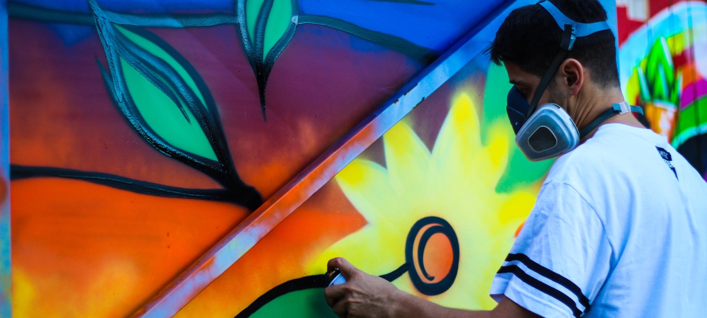 Inside the push to eliminate lead from paint Photo: Unsplash/Maxime Bhm