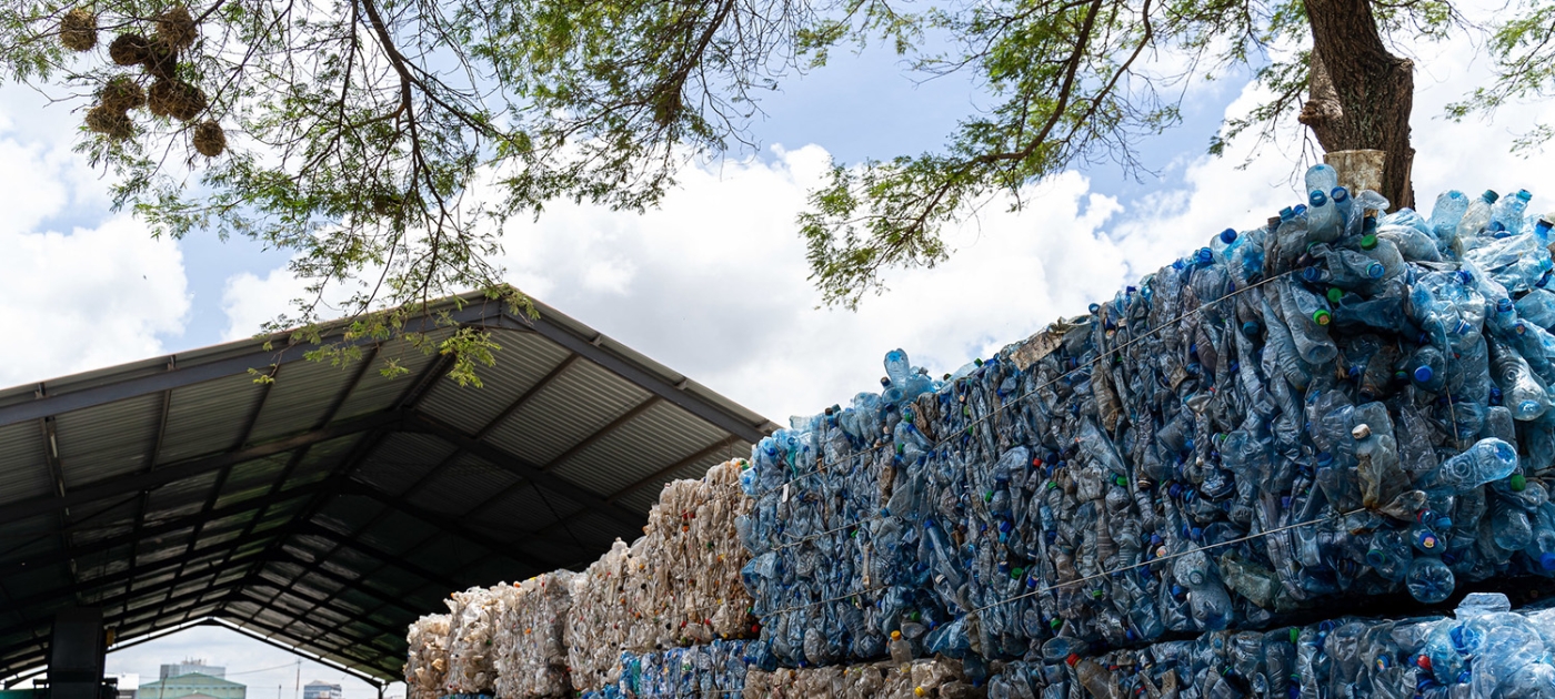 Redesigning systems to end plastic pollution Photo by UNEP/Ahmed Nayim Yussuf