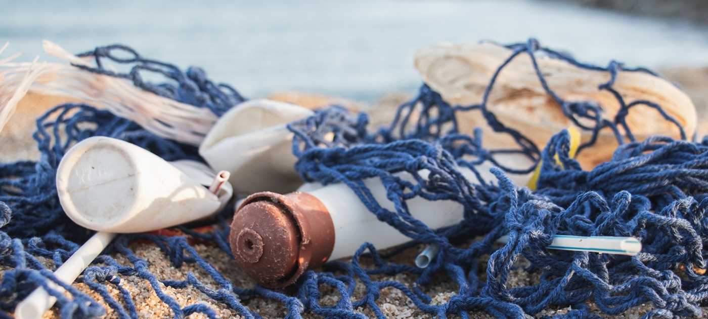 Que savez-vous de la crise de la pollution plastique ? Photo : Unsplash/Angela Compagnone