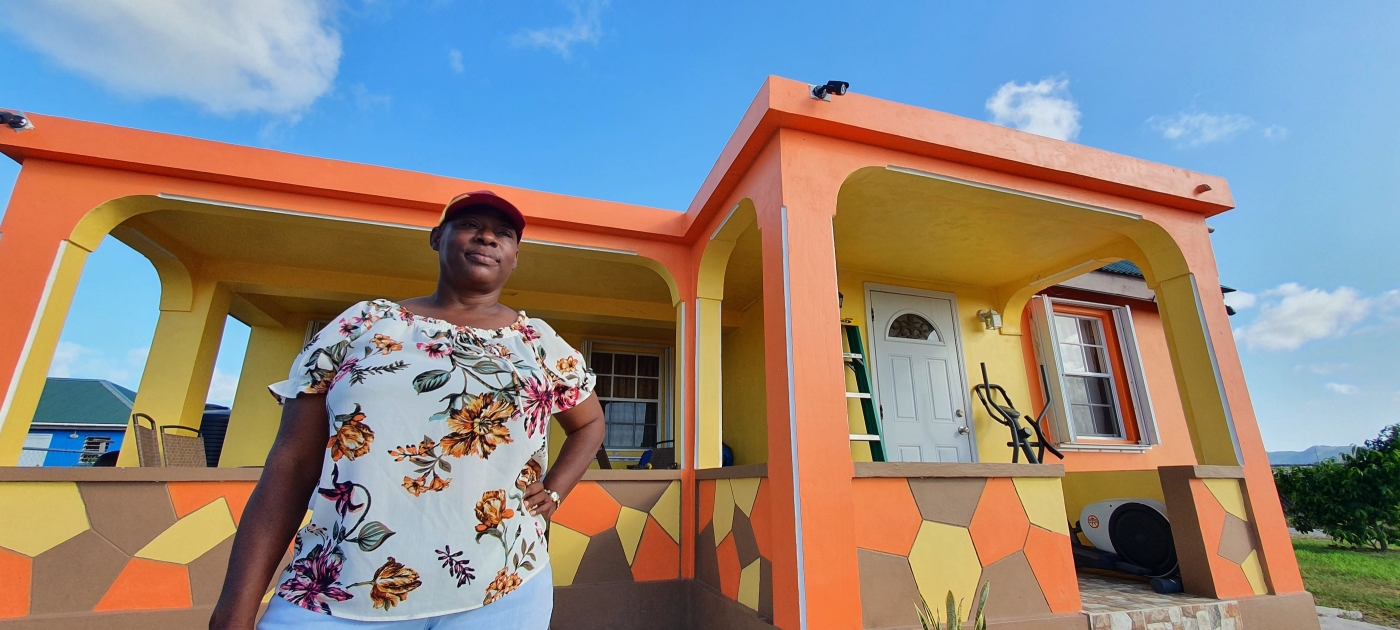 Préstamos comunitarios ayudan a adaptarse a huracanes en Antigua y Barbuda Photo: UNEP