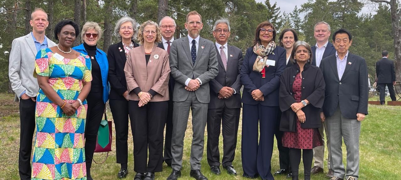 A strong political push for action on AMR UNEP