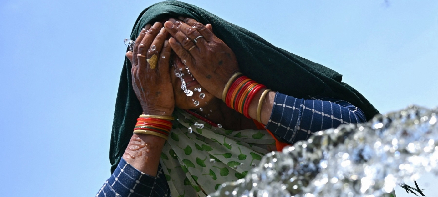 Em meio ao calor intenso, Índia recorre a ideias antigas e novas para se refrescar Photo by AFP/Money Sharma