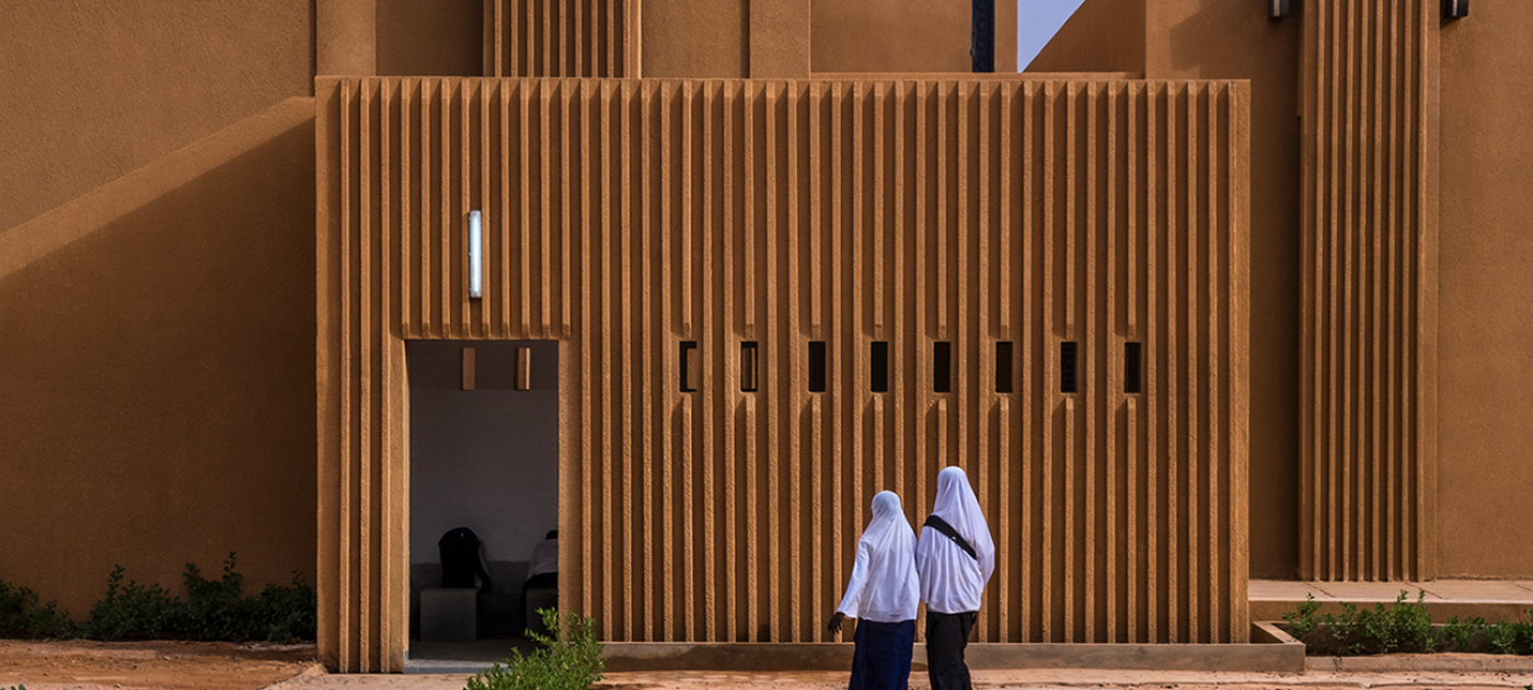 ¿Podría esta mezquita que se refresca a sí misma ser el futuro de la construcción en un mundo que se sobrecalienta? Crédito: James Wang
