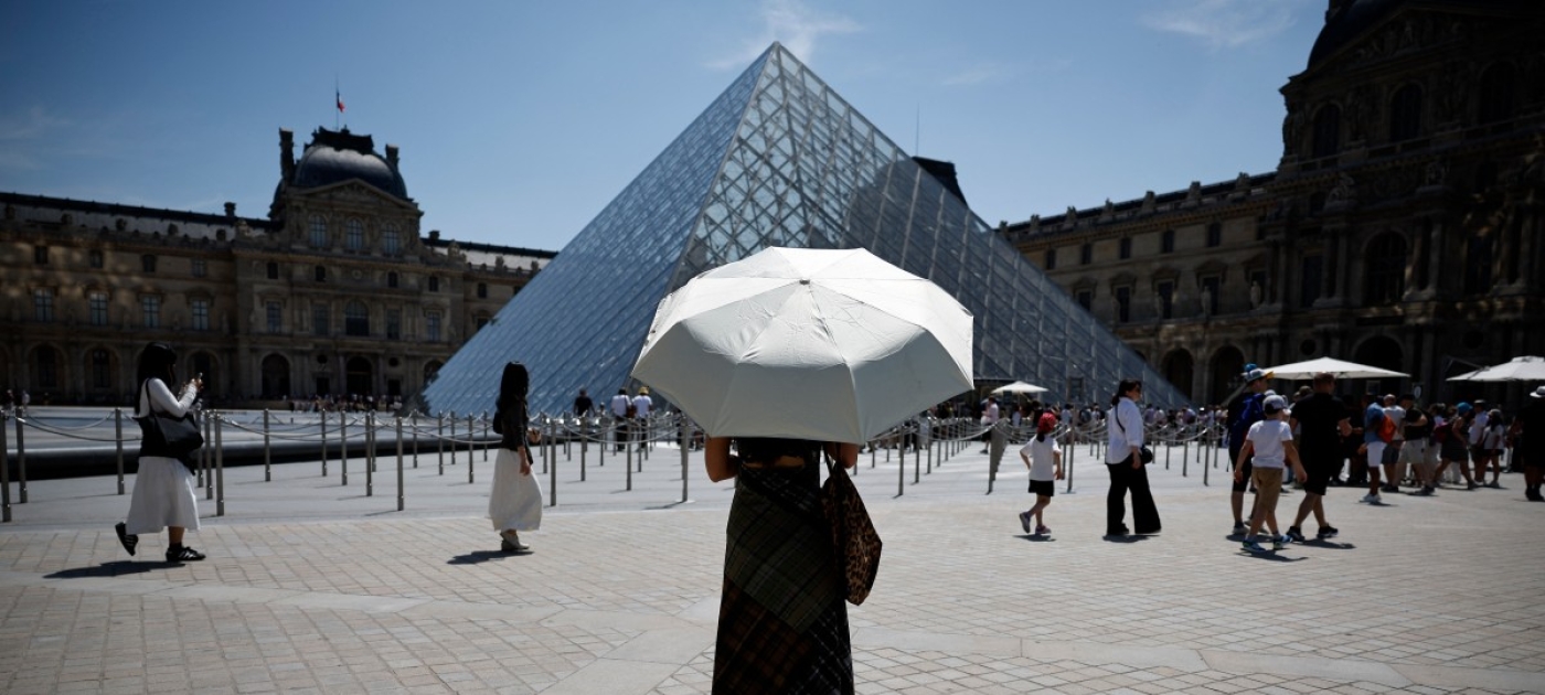 I live in Paris. During heatwaves, the City of Light dims. Credit: Simon Wolfhardt/AFP
