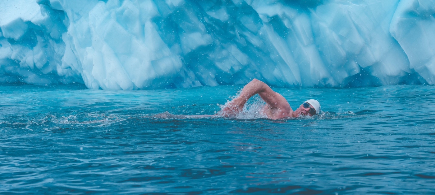 Lewis Pugh swims in the ocean