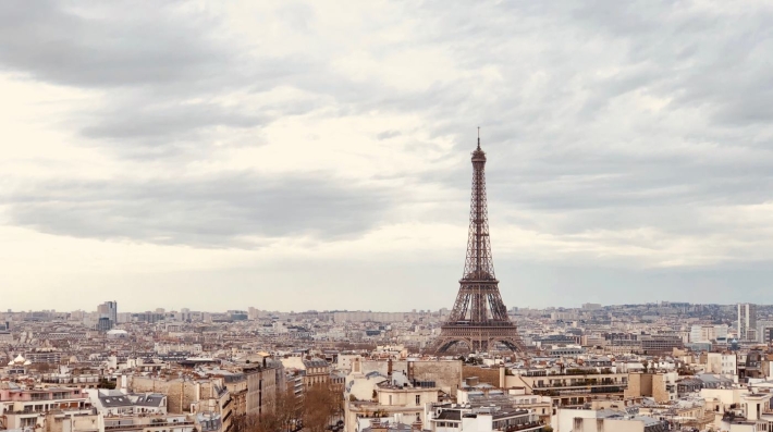 Paris skyline